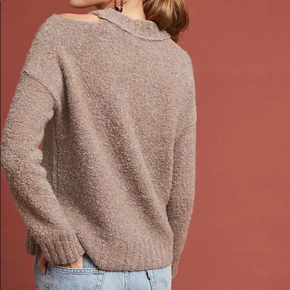 [NWoT] 🌟NEW Anthropologie Cutout Beary Sweater - Picture 7 of 16